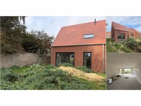 maison à vendre à rue albert moulin - hectaar wiers (vbd49579)