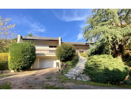 charmante villades années 80 avec dépendance et piscine - 3