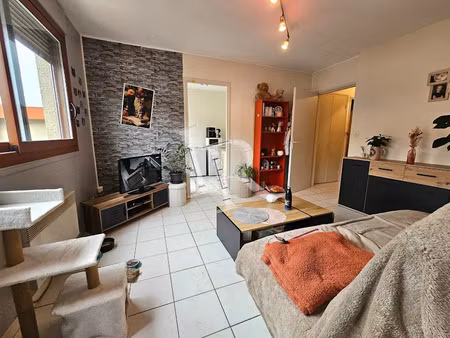 vente appartement 2 pièces 39.76 m² à aiguilhe (43000)  nan €