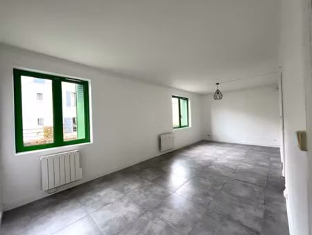 vente appartement 3 pièces 69 m² à mirepoix (09500)  98 000 €