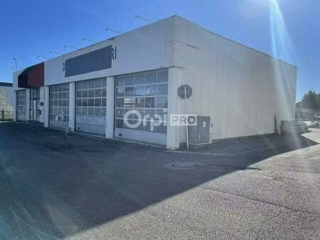 local d'activités à vendre