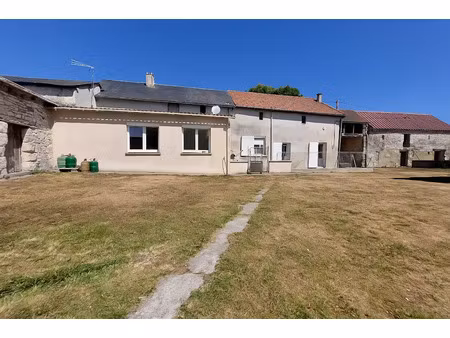 vente maison 4 pièces 115 m² à saint-christophe (86230)  94 500 €