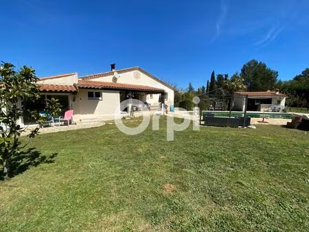 maison individuelle plain-pied avec dependance - terrain plat - belle piscine + veritable 