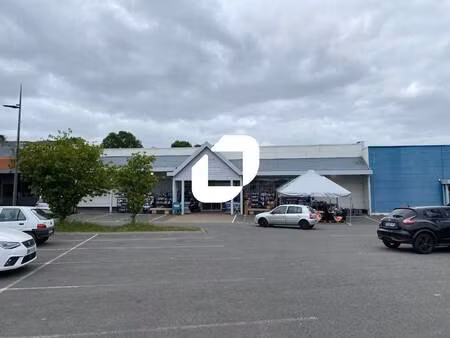 local commercial à louer