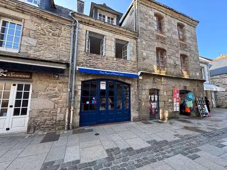 location bureaux et commerces à concarneau (29900) : à louer / 32m² concarneau