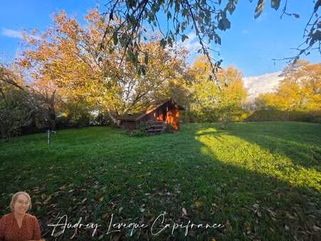vente terrain à surgères (17700) : à vendre / 640m² surgères