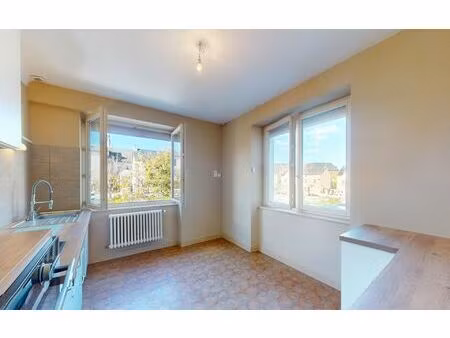 location appartement  77.08 m² t-4 à naucelle  650 €