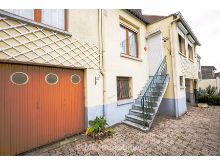 a vendre maison 1960 sur la commune d'illies  90m2  3 chambr