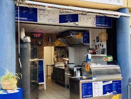 local commercial toutes activités  hourtin port.