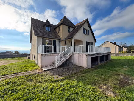 maison d'architecte à vendre à saint pierre de varennes - référence 1576
