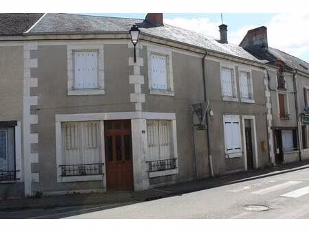 sainte solange immeuble a renover de 140m²