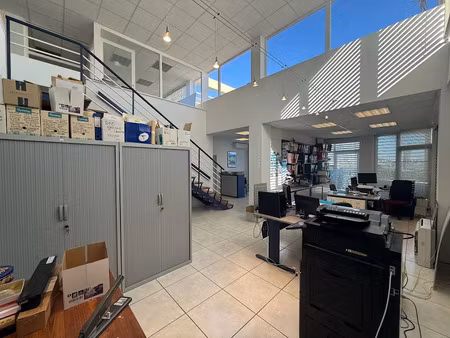 vente locaux professionnels 0 pièces 208.59 m² à canet-en-roussillon (66140)  635 000 €