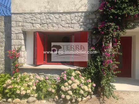 location appartement 2 pièces 40 m² à sari-solenzara (20145)  620 €