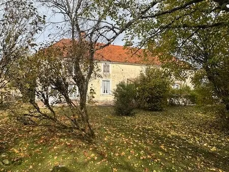 maison de campagne 120 m² sur 1674 m²