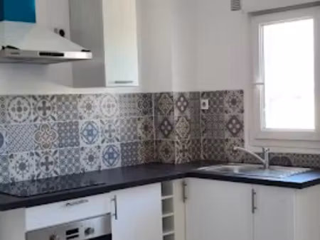 location appartement 3 pièces 44 m² à le raincy (93340)  960 €