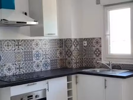 location meublée appartement 2 pièces 44 m² à le raincy (93340)  1 200 €