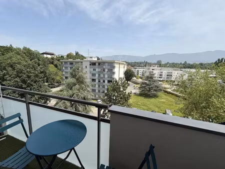 location meublée appartement 1 pièce 26 m² à saint-julien-en-genevois (74160)  950 €