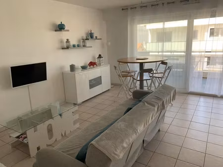 location meublée appartement 3 pièces 68 m² à canet-en-roussillon (66140)  920 €