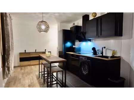 location appartement 2 pièces 49 m² à rungis (94150)  1 190 €