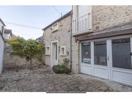 location meublée maison 5 pièces 113 m² à recloses (77760)  1 300 €