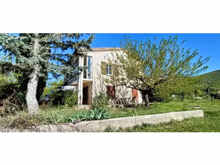 location maison 4 pièces 100 m² à banon (04150)  1 100 €