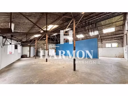 location locaux professionnels 4 pièces 500 m² à orthez (64300)  600 €