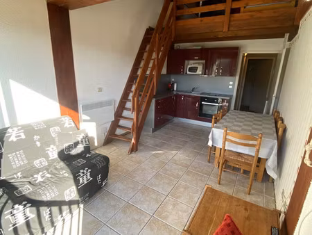 les angles - studio cabine avec mezzanine - 28m²