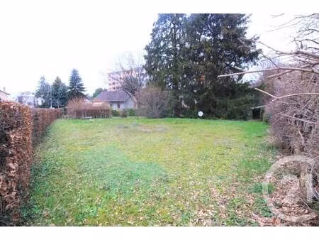 terrain constructible viabilisé à vendre