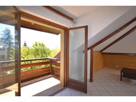 exclusivite - t2 avec cave ( garage en sus) st martin bellevue