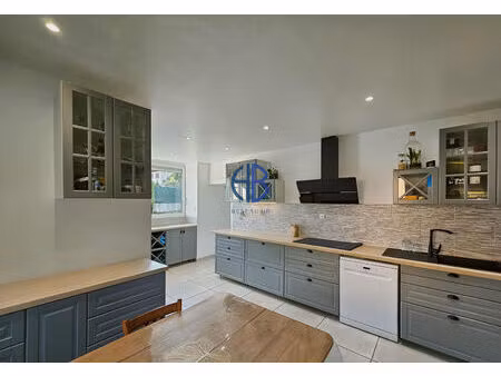 maison dolomieu 145 m2