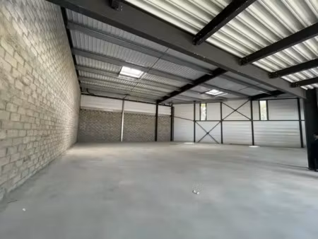 locaux d'activité - eragny - de 196m² à 567m² - neuf