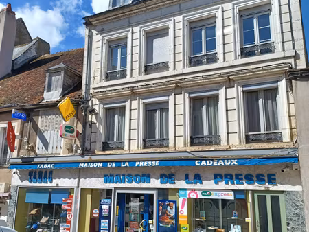 immeuble de rapport  centre ville la charite sur loire