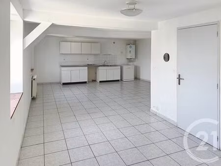 appartement t3 à louer - 3 pièces - 88 23 m2 - plesse - 44 - pays-de-loire