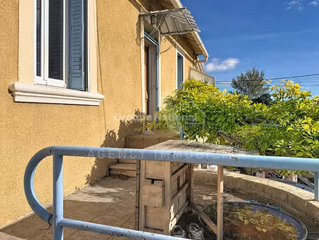 appartement 4 pièces100 m2 terasse parking