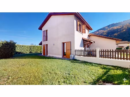 maison t4 située sur la commune de domène