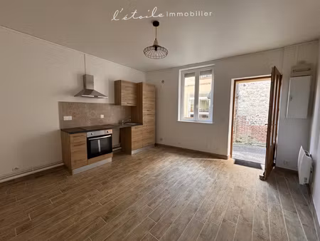 moulins-la-marche - centre-bourg