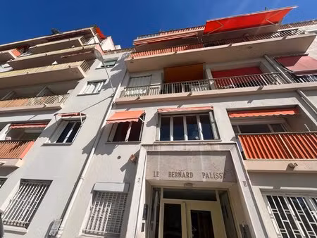 nice riquier - grand 2p ensoleille