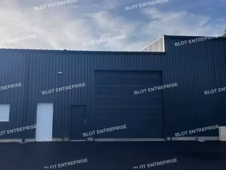 a louer - cellule d'activités 200 m² - lanvollon
