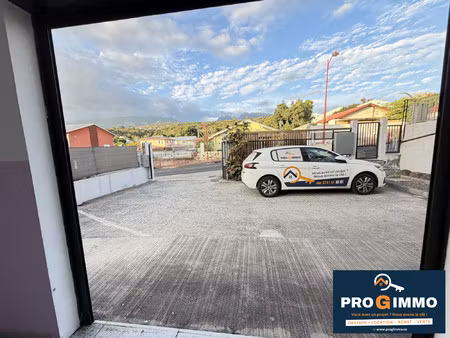 a louer local la riviere st louis