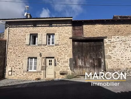 belle maison en pierres