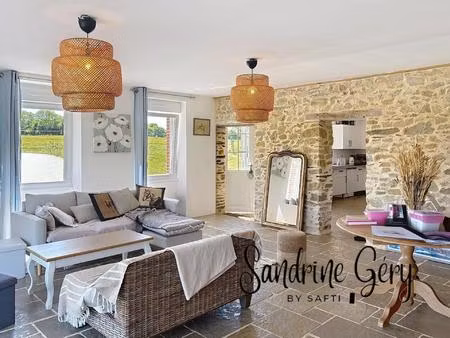 longère et boxs terrain 9197 m² proche du cergo senonnes