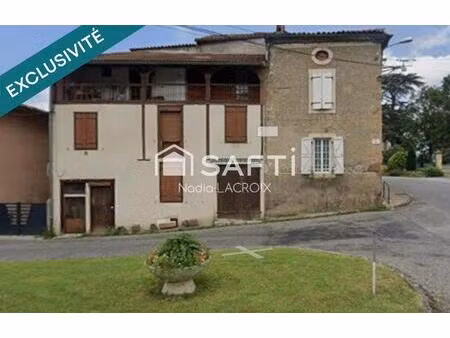 maison de village à rénover 112m²  4 chambres.