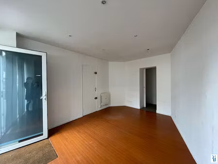 local commercial rouen 19 m2