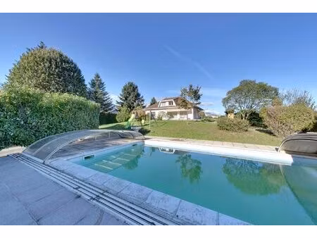 maison familiale avec piscine