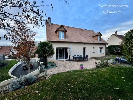 maison familiale de 194 m² habitables – 5 chambres – sous-sol total de 104 m² – secteur la