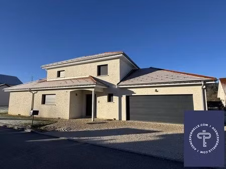 maison de 5 pièces de luxe en vente à le russey  france