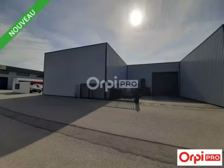 local d'activite a vendre