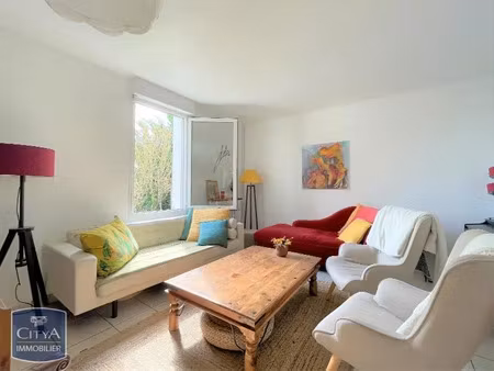 maison à louer 6 pièces 127.87 m² - coutras (33) - 945€