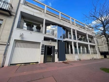 location bureau bordeaux 170 m²