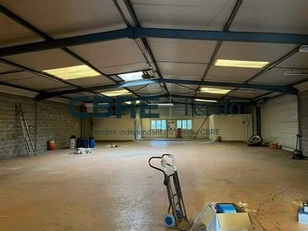 vente local d'activités parçay-meslay 470 m²